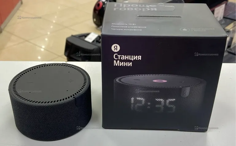 Колонка Яндекс станция мини с часами
