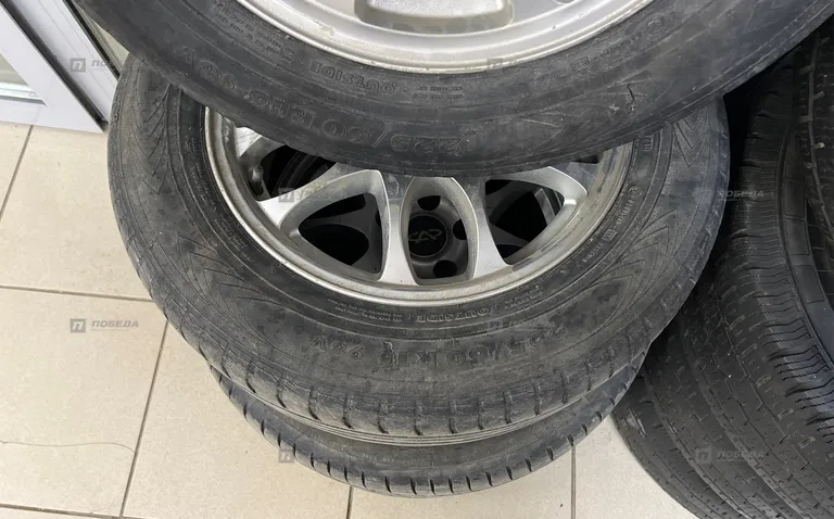 Колеса на дисках 225/60 R16