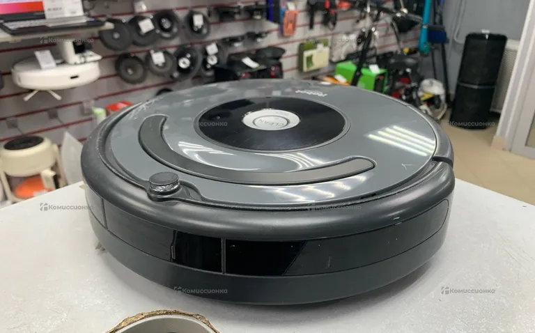 Пылесос  roomba 676