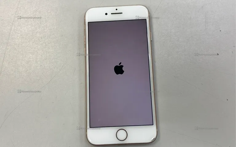 Apple IPhone 8 64 ГБ