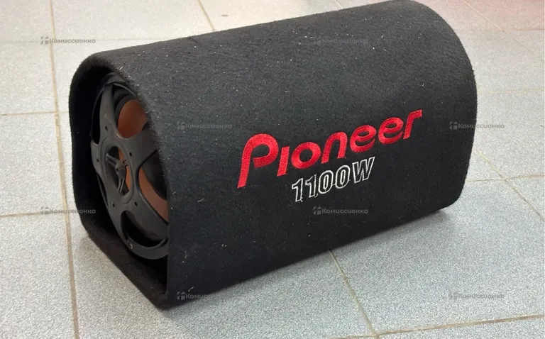 Сабвуфер Pionner 1100w активный
