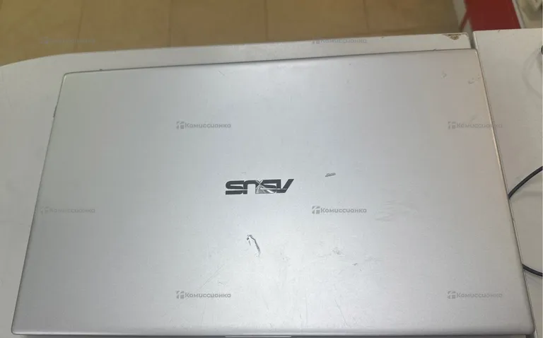Ноутбук ASUS VivoBook d712d