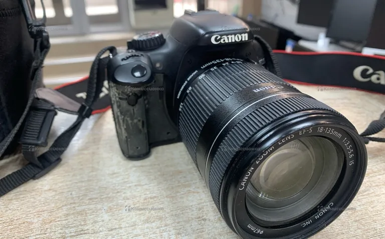 Фотоаппарат  Canon DS126271