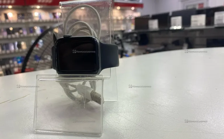 Часы  Apple Wathe 5 44mm
