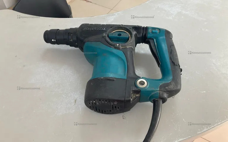 Перфоратор makita HR2811FT