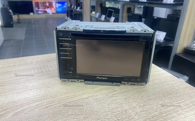 Автомагнитола   Philips cem210 l+ пара колонок