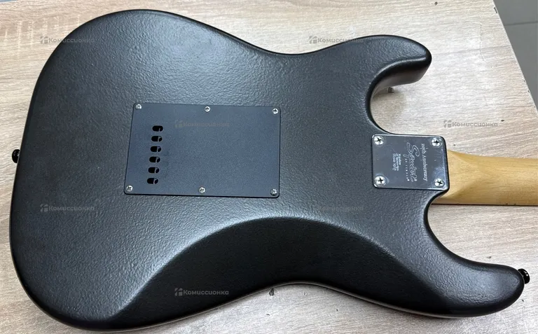 Электрогитара Squire By Fender