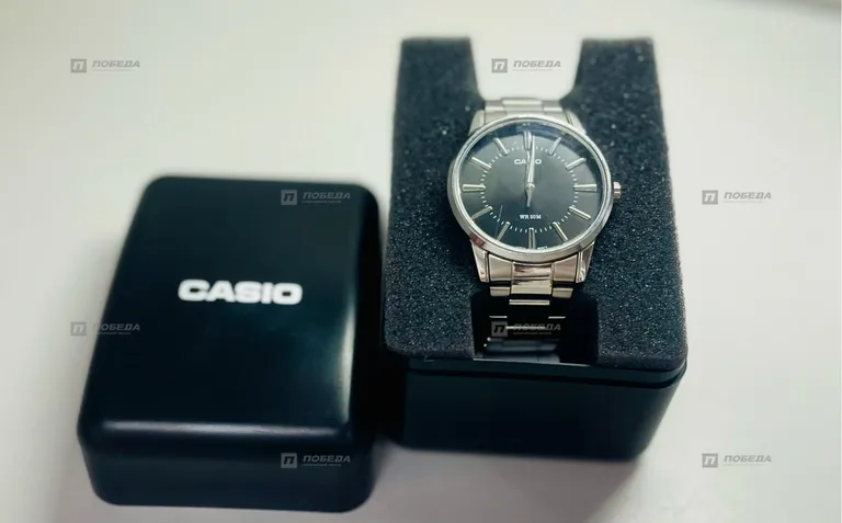 Часы Casio