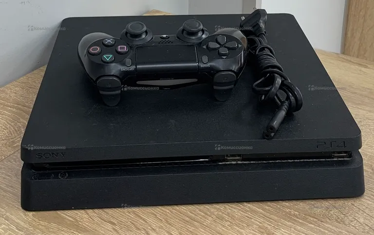 PS4. slim 500