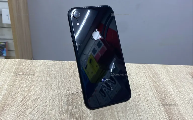Apple iPhone Xr 64 ГБ