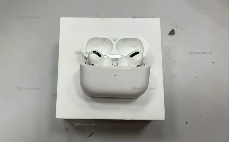 Наушники AirPods Pro