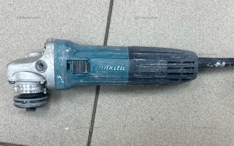 УШМ Makita GA5030R