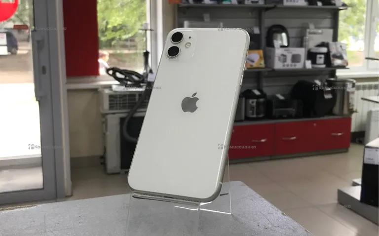 Apple Iphone 11 64 ГБ