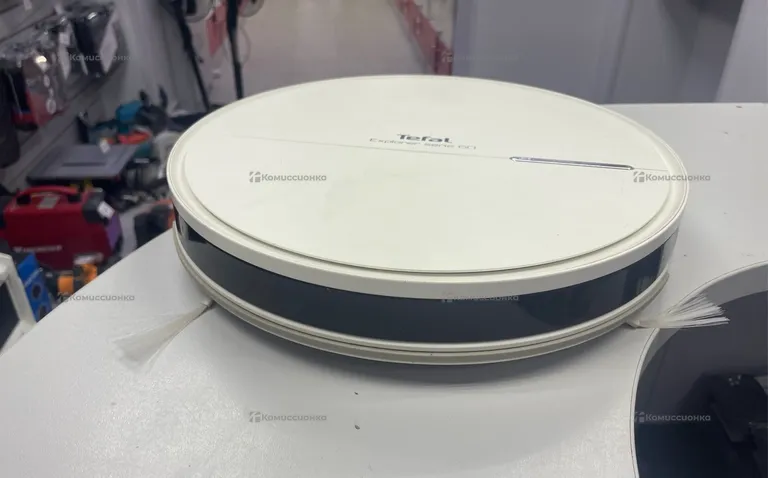 Пылесос Polaris PVCR 1050