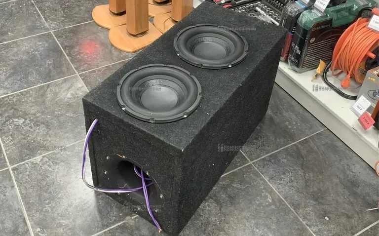 Сабвуфер  MYSTERY MBB-252a