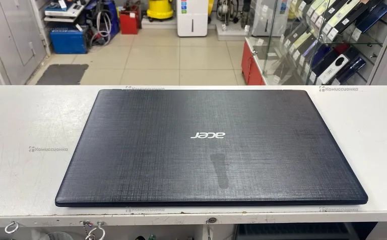 Ноутбук  acer aspire 3