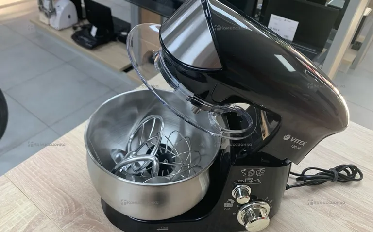 Кухонная машина Vitek VT -1445