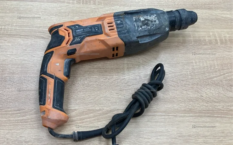 Перфоратор сетевой DEKO DKH950W