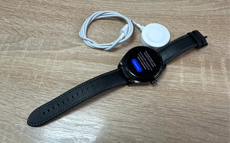 Часы Huawei Watch Buds