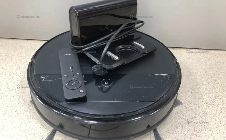 Робот-пылесос Samsung VR05R5050WK