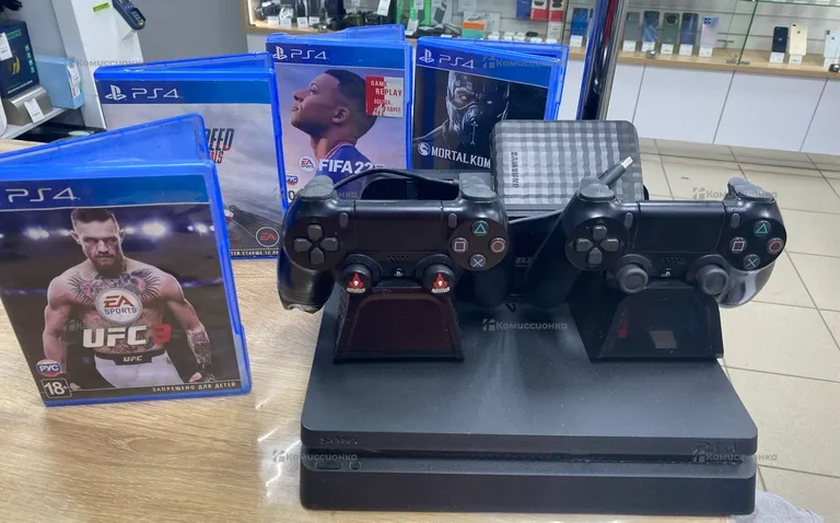 Приставка PS4 slim 1tb