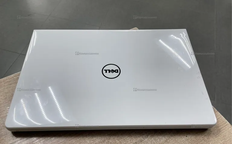 Ноутбук  Dell inspiron 15