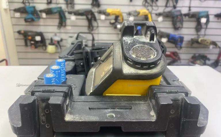 Лазерный уровень Dewalt dw087