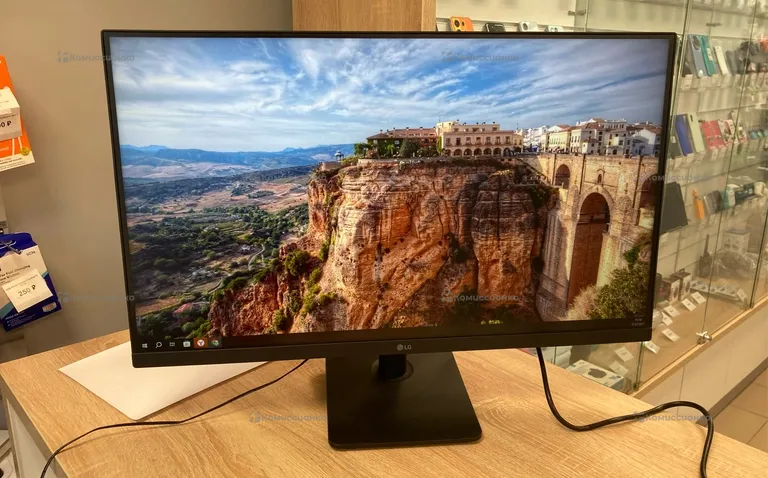 Монитор LG 27MP400-B