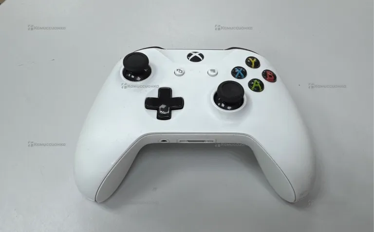 Джойстик Xbox