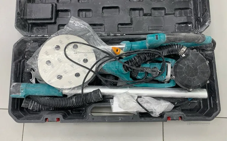 жираф Makita rep