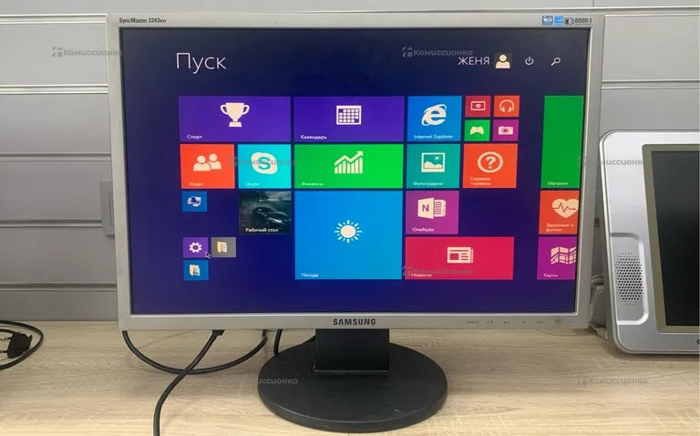 Монитор Acer V193WV