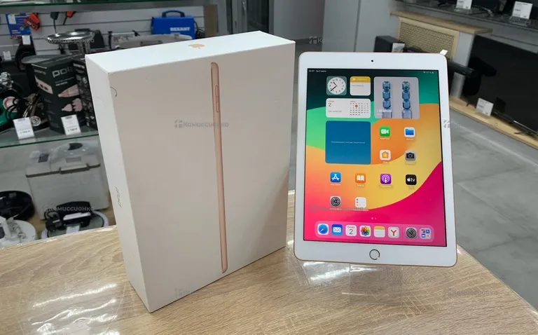 Планшет Apple Apple iPad 6 поколения 32GB
