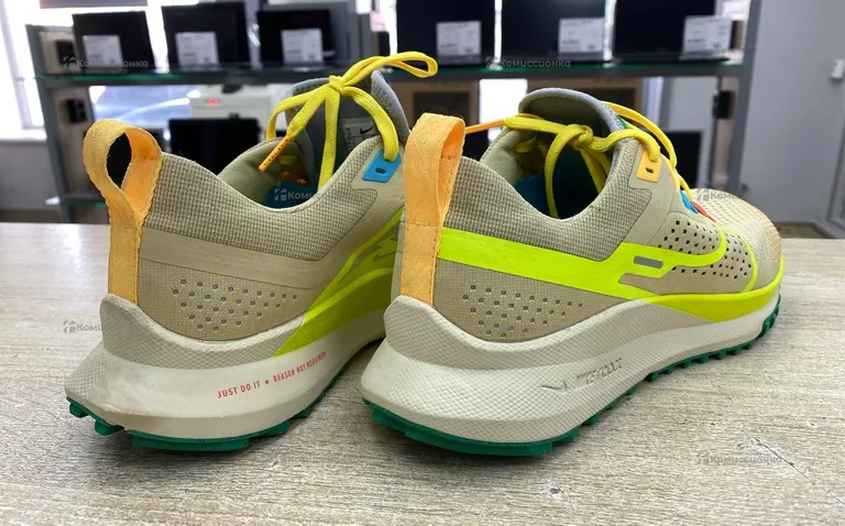 Кроссовки Nike React Pegasus Trail 4 размер 42