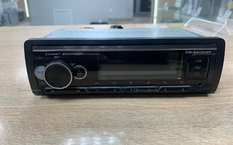 Автомагнитола  Deaf Bonce DB-320DSP