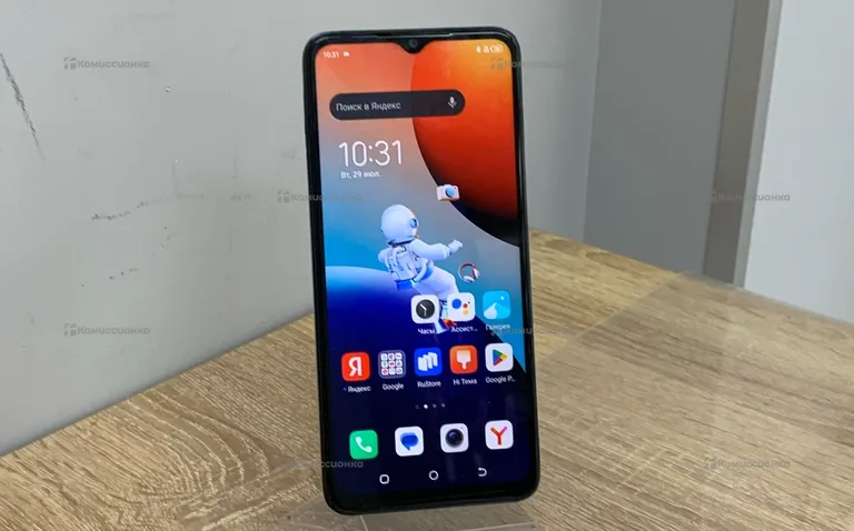Tecno spark 10c 8/128gb
