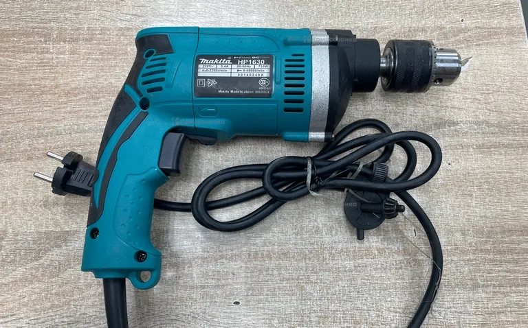 Дрель ударная Makita HP1630 реплика