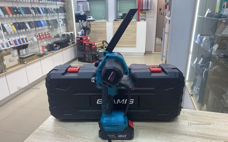 Аккумуляторная цепная пила Gramis 18V