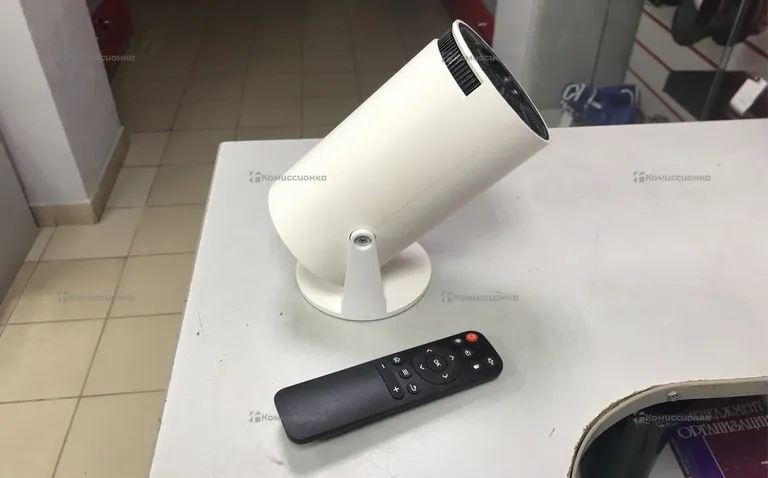 Проектор  ULTRA HD HDR