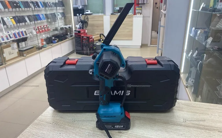 Аккумуляторная цепная пила Gramis 18V
