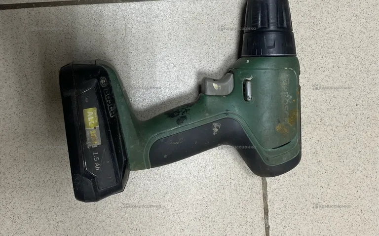 шуруповерт Bosch  18
