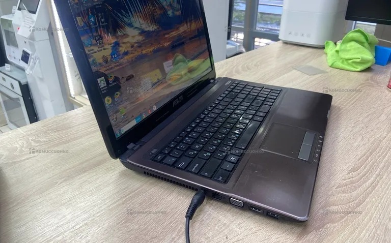 Ноутбук  Asus