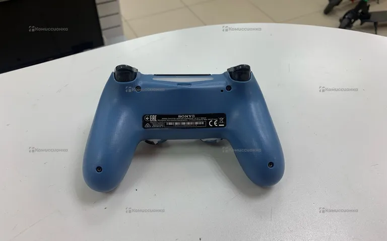 PS4. PS4. Геймпад DualShock 4