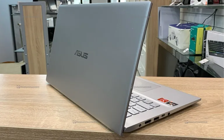Ноутбук ASUS VIVObook 14