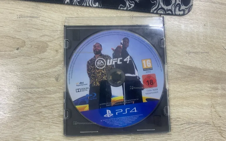 PS4. Диск PS4 UFC 4