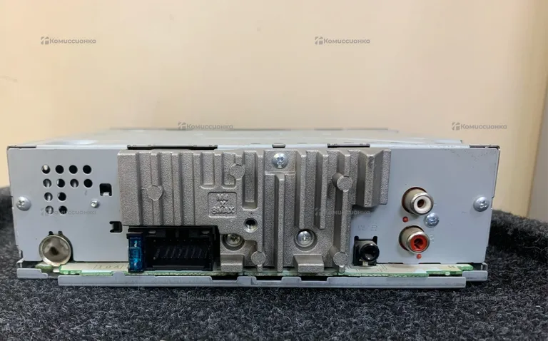 Автомагнитола  pioneer den-1400ub