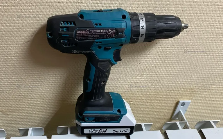 Дрель шуроповерт Makita HP488D