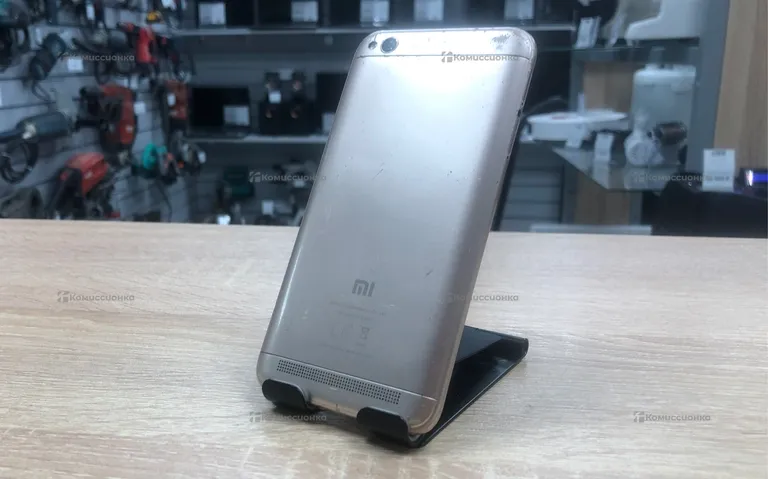 Xiaomi Redmi 5A 2/16 ГБ