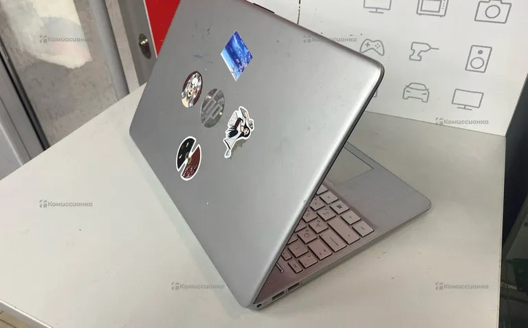 Ноутбук  HP Laptop 15s