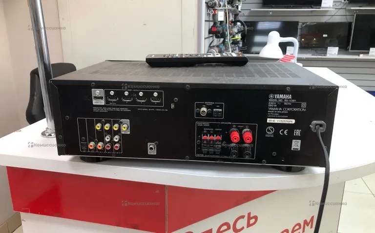 Ресивер  Yamaha RX V381