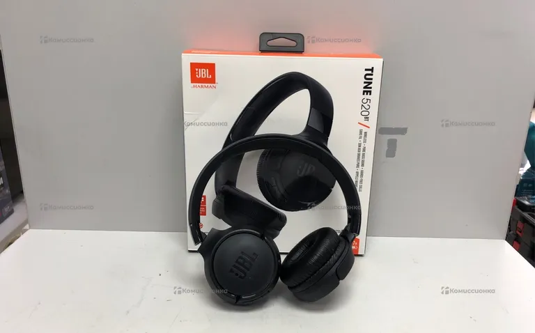 Наушники JBL 520bt